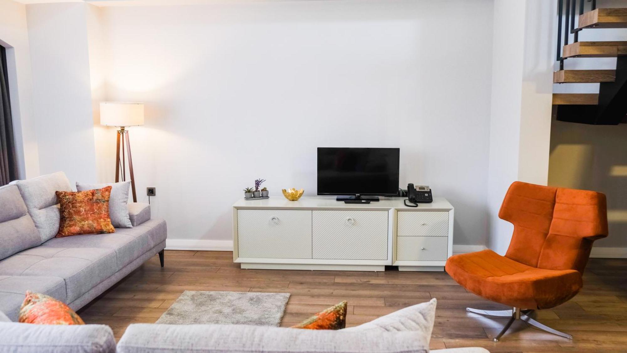 Hotel Myway Deluxe Alsancak Esmirna Exterior foto